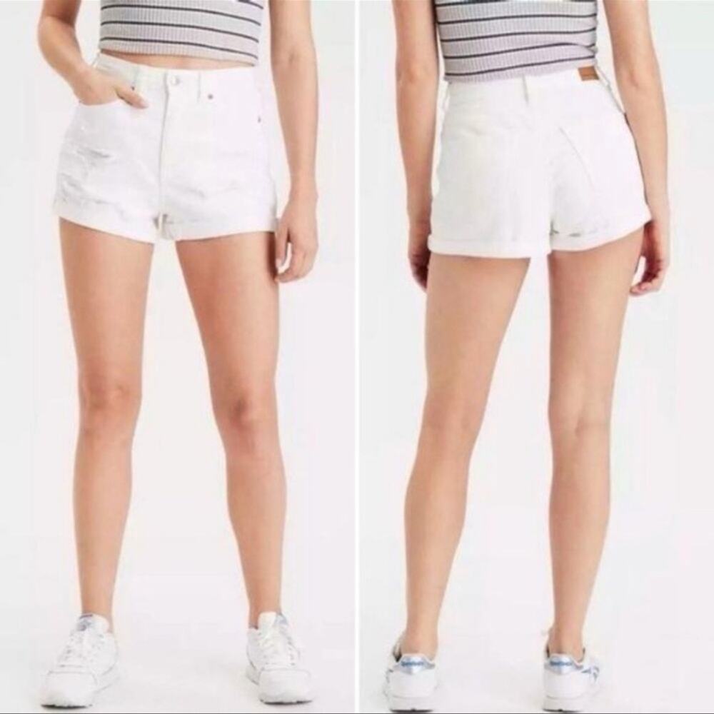 American Eagle | White Distressed Hi Rise Shorty